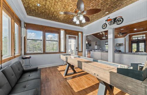 Spacious Foley Retreat Sleeps 12 Game Room Theater - Photo 13