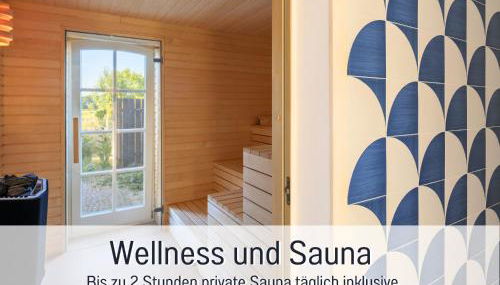 Landloft Linum - Ausgebaute Scheune mit Aussicht, Naturpool, Kamin, Sauna, Luxusausbau, handverlesene MidCentury Möbel & Kunst - Foto 3