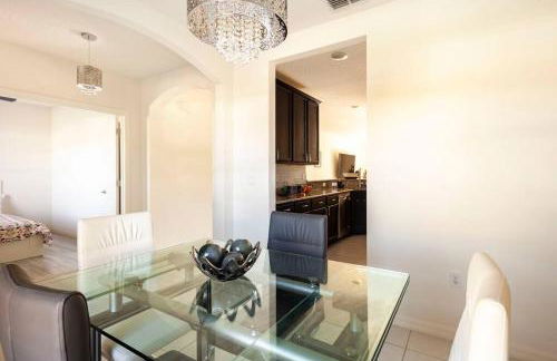 Modern 4 Bdr Home near Tradition Town Center - Foto 8