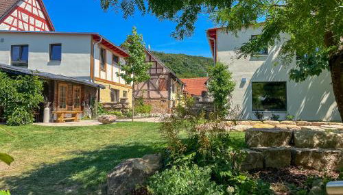 Amber Ferienhain - Ferienhaus 'Magnolie' mit verwunschenem Garten & privater Sauna - Foto 2, Garden