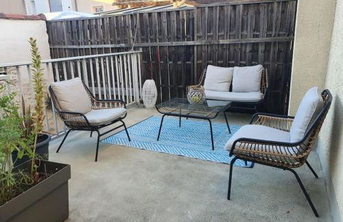 -Garrigue- Face à la Cité médiévale studio terrasse classé 4☆ - Foto 16