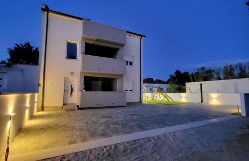 New family apartments Franka, Sabunike - Photo 54