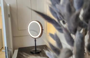 GELI Homes L1 - 2x Zimmer, 2x Kingsize Bett, 1 bis 4 Personen, Parkplatz, TV, Wifi, top Küche, Kaffee, Tee - Foto 3