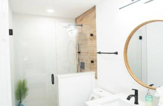 Tranquil and Sunny 4BR Getaway Home - Foto 23