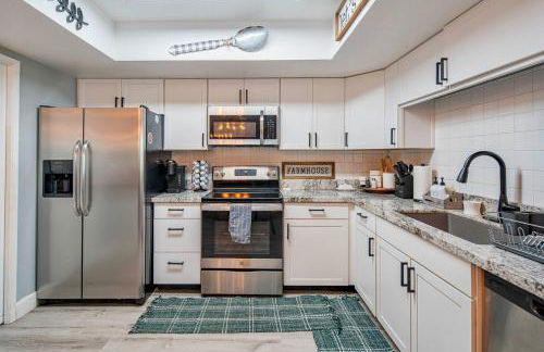 Private Pool • Pool Tbl • Games • Workspace • Pets - Foto 12