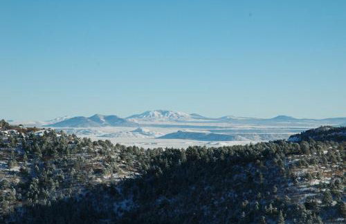 Old Raton Pass Base Camp Cabin with Loft Northern New Mexico Mountain Ranch on Colorado Border cabin - Foto 34