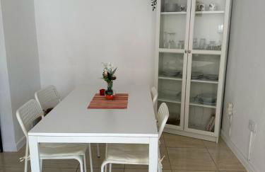 Sunny home in the center near the beach - Photo 12