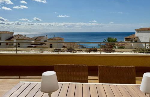 Precioso apartamento con piscina, vistas a mar - Foto 76