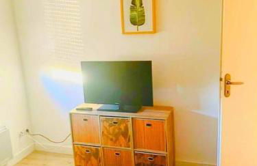 carré de détente JACUZZI JARDIN PISCINE T3 PARKING - Foto 40