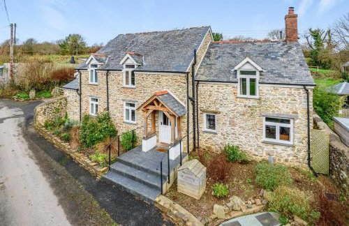 Luxury Farmhouse Retreat with Private Hot Tub & EV - Foto 31