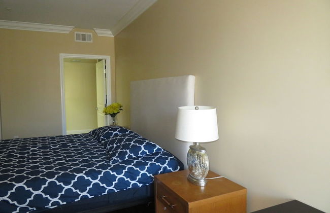 2 Bed 2 Bath in Studio City - Foto 19