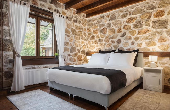 Parnassus Woodstone Chalet - Photo 5