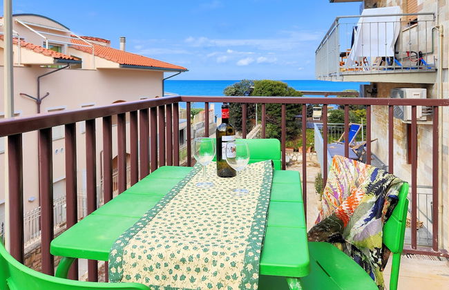 Sea view and ground floor Apartments le Dune - Foto 74