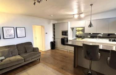 The Gardners apartment in City centre with parking - Foto 15