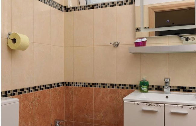 Modern Apartment in Arbanija with Hot Tub - Foto 18