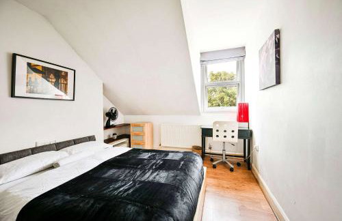 Lovely 3 Bed for Families, Contractors, Relocation - Foto 11