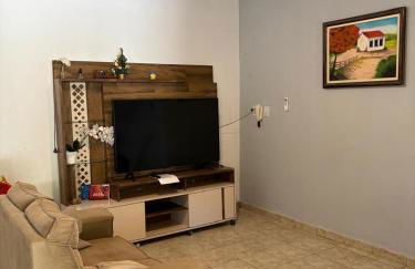 Casa inteira com três quartos, piscina climatizada por energia solar e área de churrasqueira - Foto 10