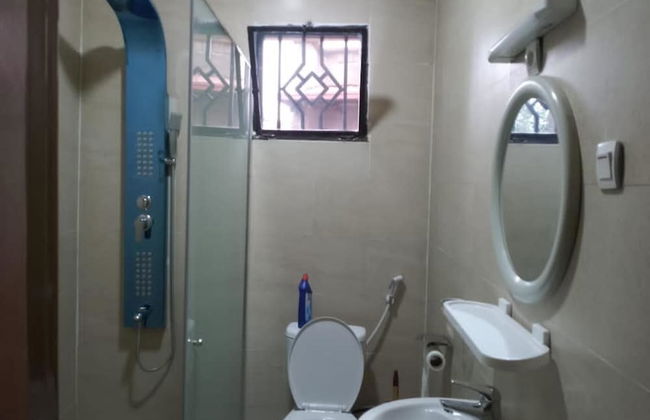 6 Bed - 4 Bath - Sleeps 12 - Garden - Parking - Foto 10