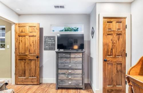 Stockyards Longhorn House, TCU close by - Foto 47