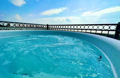 The Mermaids Watch Pendine DOG FRIENDLY with Cymru Holidays - Photo 9