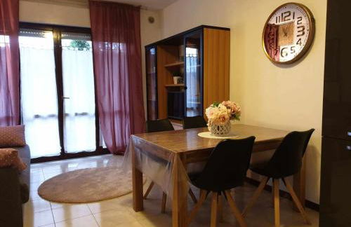 Residence MokyD13-piscina, WiFi, giardino,garage - Foto 3