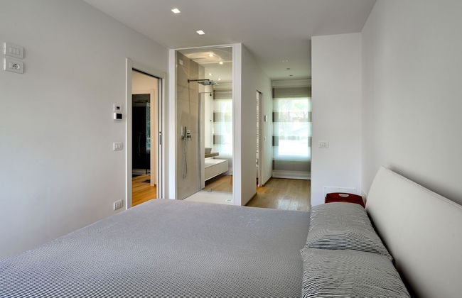 Ville Summer - Photo 5