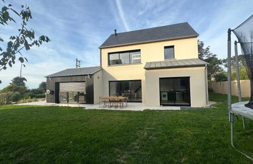 IDEAL - Villa, jaccuzi & jardin privé - 1 à 11 personnes - proche plage & bourg - Foto 2