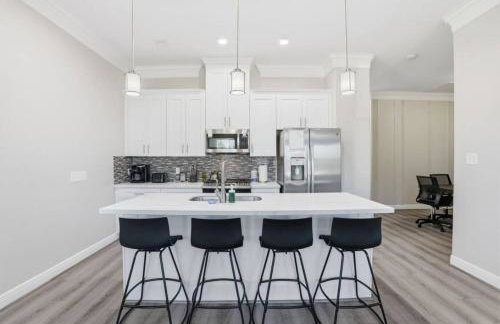 O30B Southwest Houston 2BR King Beds Pet Friendly Townhome - Foto 9