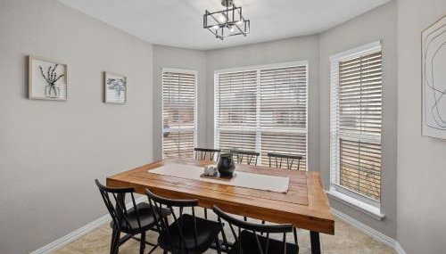 Modern Home Close to It All in DFW Texas! - Foto 2