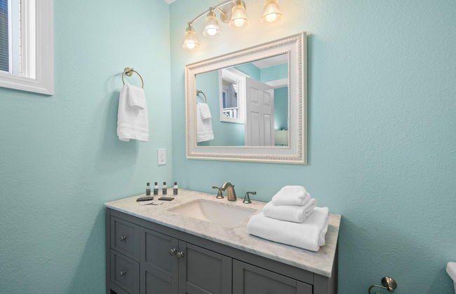 Beach House - Surfs Up Under Tow by PHG - Foto 43