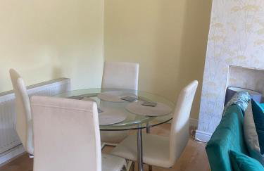 Stunning & Cosy 4 bedroom in Erith - Foto 2