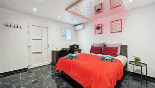 Love Room - Suite avec jacuzzi et sauna privatif - Foto 5