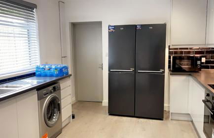 Entire Luxville 5 Bedroom Home - Foto 22