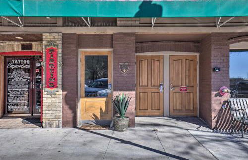 Sleek, Newly Updated Downtown San Marcos Apt! - Photo 25