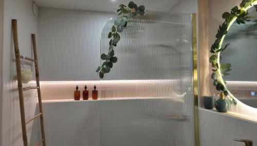 T3 Debourg, balcon, proche métro B - Foto 4, Shower