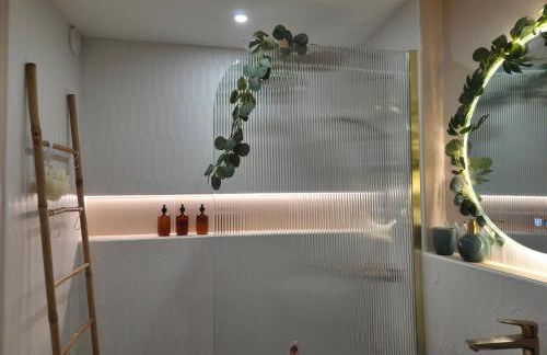 T3 Debourg, balcon, proche métro B - Foto 4