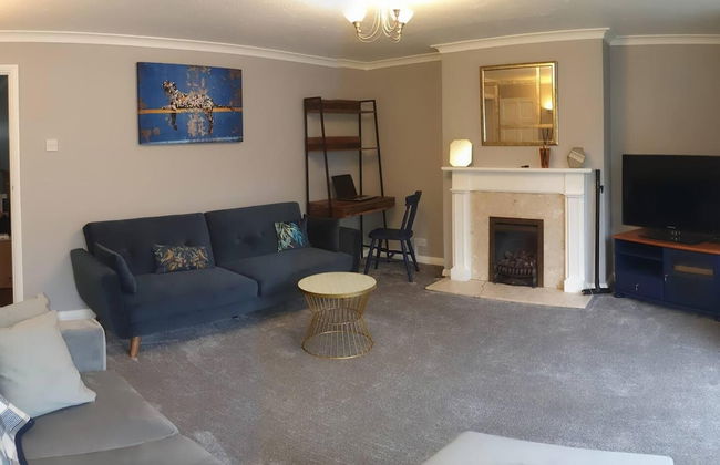 Spacious 2-bedroom Family Flat in Iver Heath - Foto 5