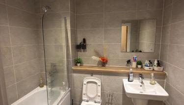 Stylish 1 Bed Apartment, 15 Mins to Old Trafford - Foto 4