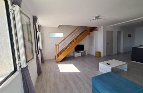 6-person apartment in sea view villa with jacuzzi - Foto 8