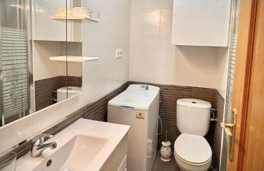2 Bedrooms and 2 Bathrooms with Sea View at Piscis Benalmadena Arroyo - Foto 16