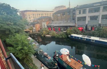 Beautiful large 1-bed apartment overlooking regents canal - Foto 2
