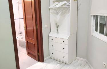 Elegancia y confort en el corazón de Málaga - Foto 21