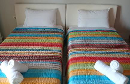 Cave Apartments - Photo 32