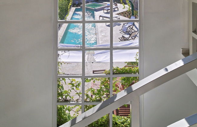 Deluxe Villa in Šibenik near Lake - Photo 35