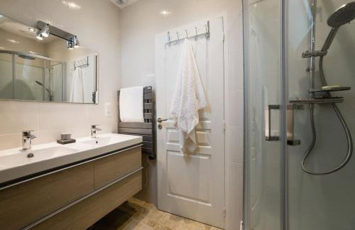 Luxury 3 Bed Home with Heated Swimming Pool Air Con and Boules Pitch - Foto 43