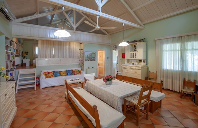 Beautiful mini eco farmhouse - Photo 8