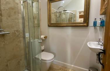 The Brosterfield Suite - Brosterfield Farm - Photo 22