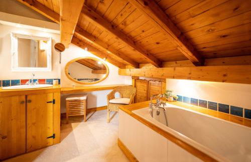 Magnifique chalet authentique au cœur des 3 vallées - Foto 17