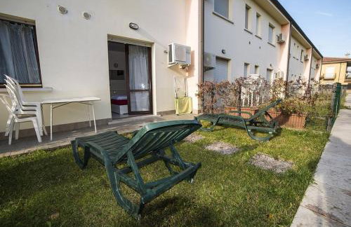 Residence MokyD13-piscina, WiFi, giardino,garage - Foto 43