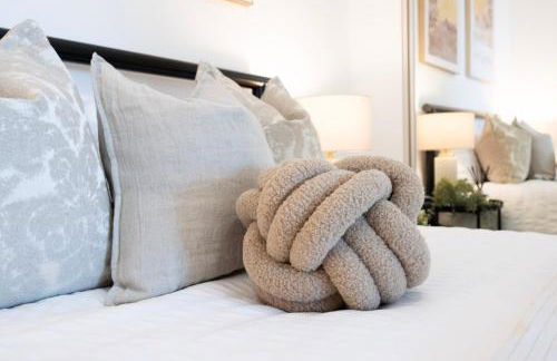 1BR River Retreat - Sleeps 4 - Parking - Foto 4